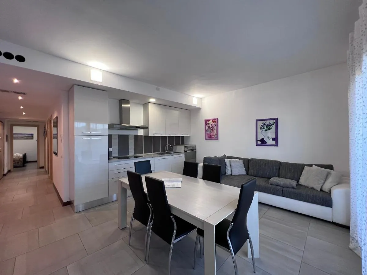Smeralda Flats Olbia 0*,  Italy