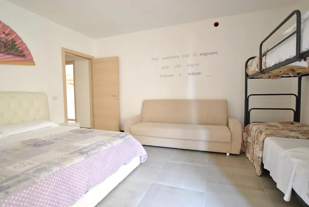Smeralda Flats Olbia 0*,