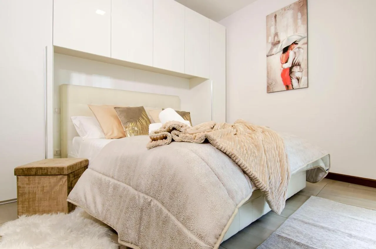 Smeralda Flats Olbia Apartment